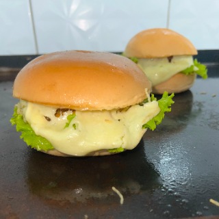 X Burger 