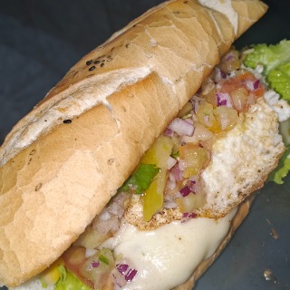 Baguete Recheada de Frango na chapa