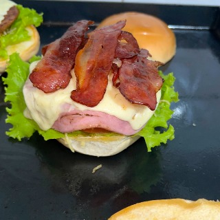 X egg bacon 